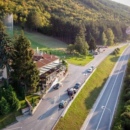 Hotel Happy Димитровград Экстерьер фото