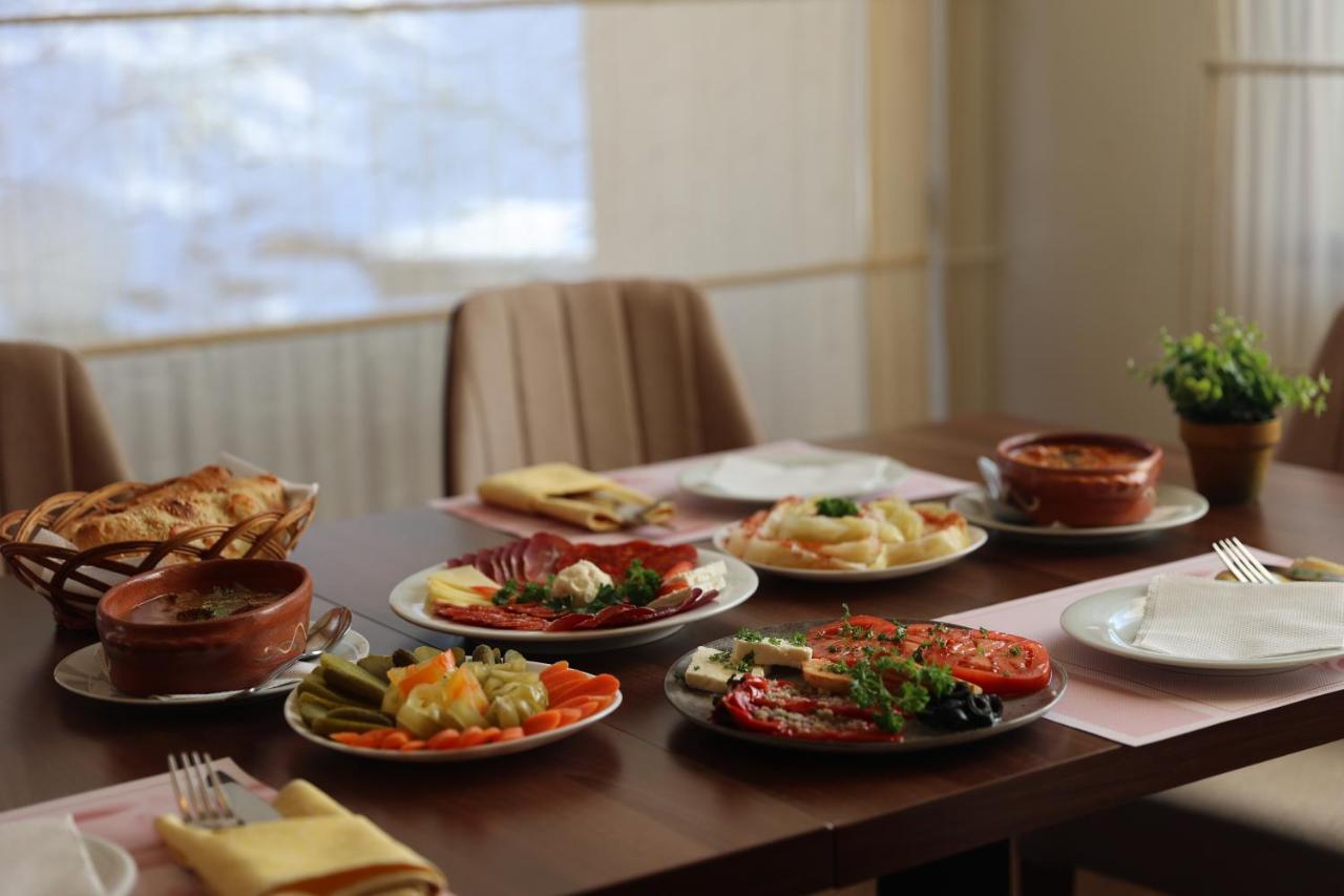 Hotel Happy Димитровград Экстерьер фото