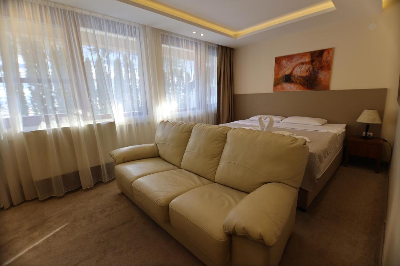 Hotel Happy Димитровград Экстерьер фото