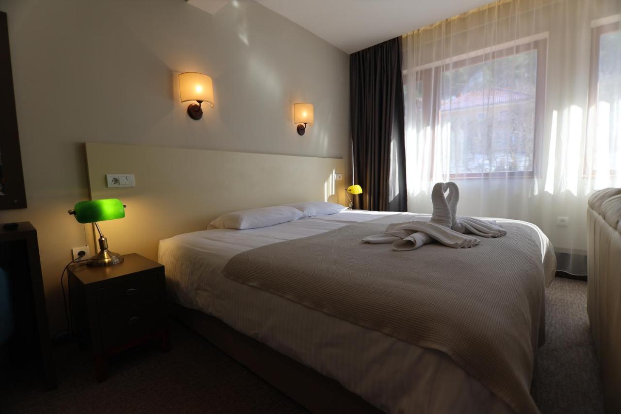 Hotel Happy Димитровград Экстерьер фото